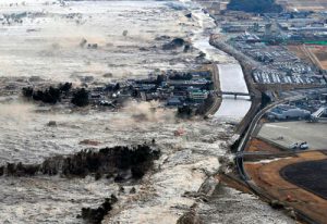 natural-disaster-japan-tsunami