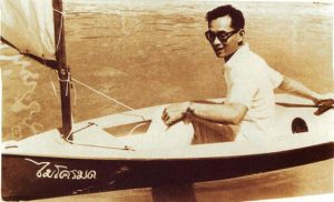 micro-mod-sailboat-of-his-majesty-the-king-bhumibhol-adulyadej