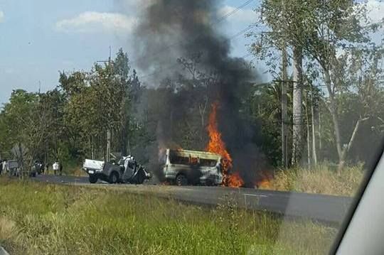 van-accident-with-25-burned-bodies