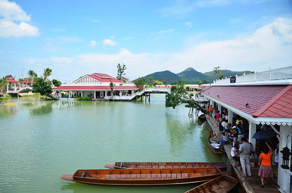 ตลาดน้ำหัวหินสามพันนาม-ขับรถเที่ยวตลาดน้ำ-เที่ยว